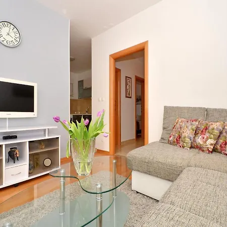 Guest house Filip Trogir
